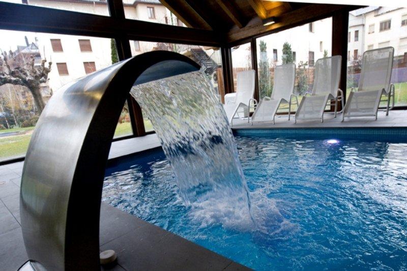 Hotel Restaurant Pessets&SPA Sort Exterior foto
