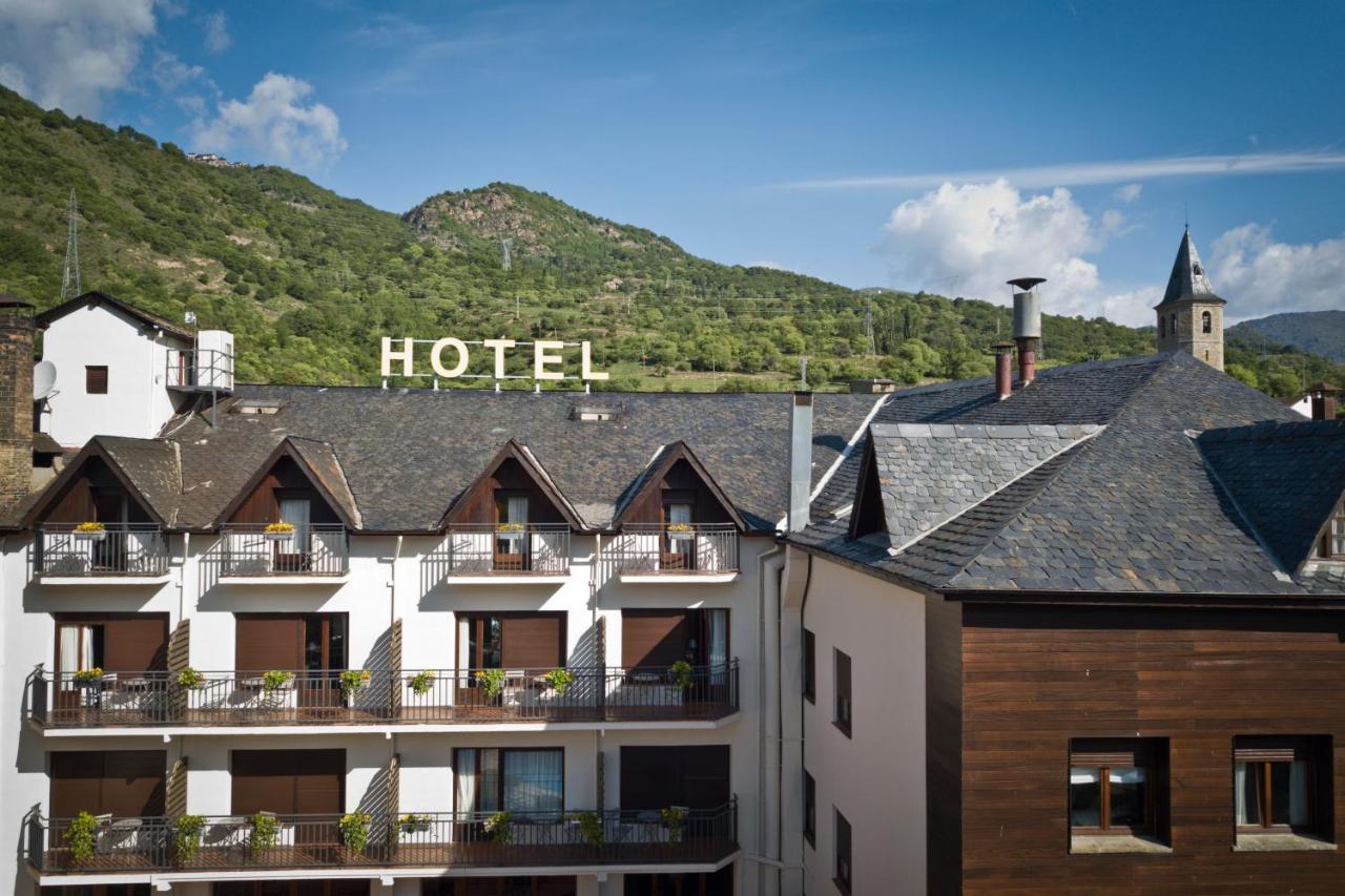Hotel Restaurant Pessets&SPA Sort Exterior foto