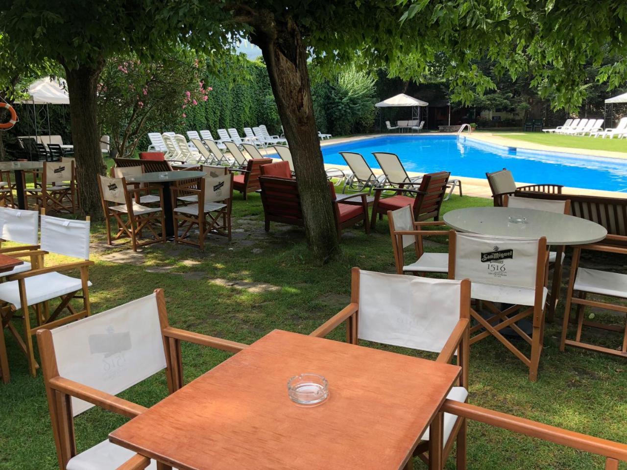 Hotel Restaurant Pessets&SPA Sort Exterior foto