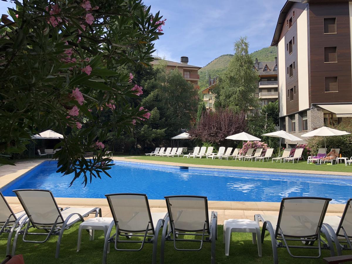 Hotel Restaurant Pessets&SPA Sort Exterior foto